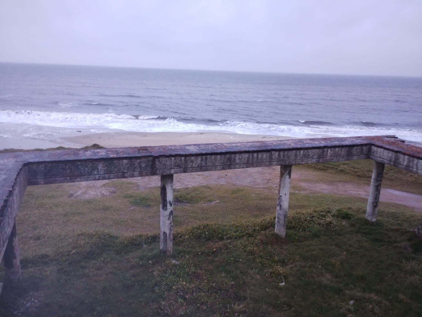 Vista directa al mar desde una de las terrazas de Casa Central.